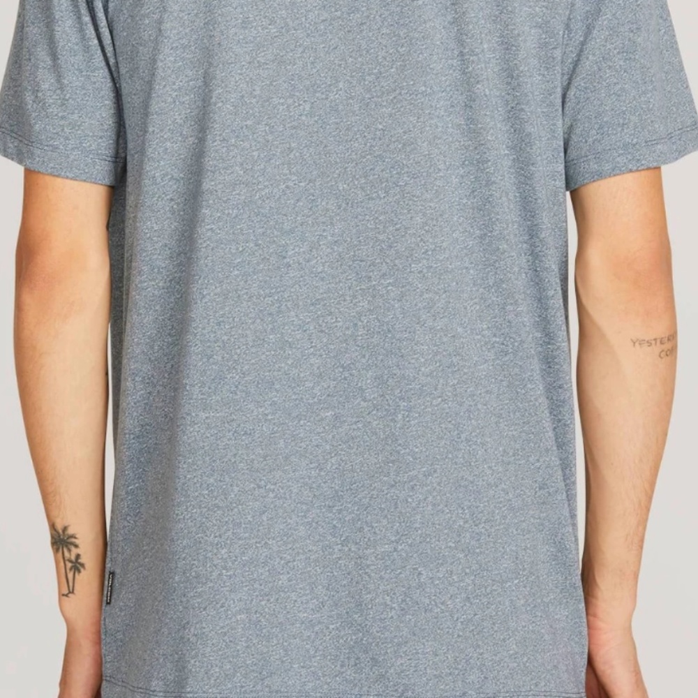 VOLCOM POLO TEE - Picture 3 of 3